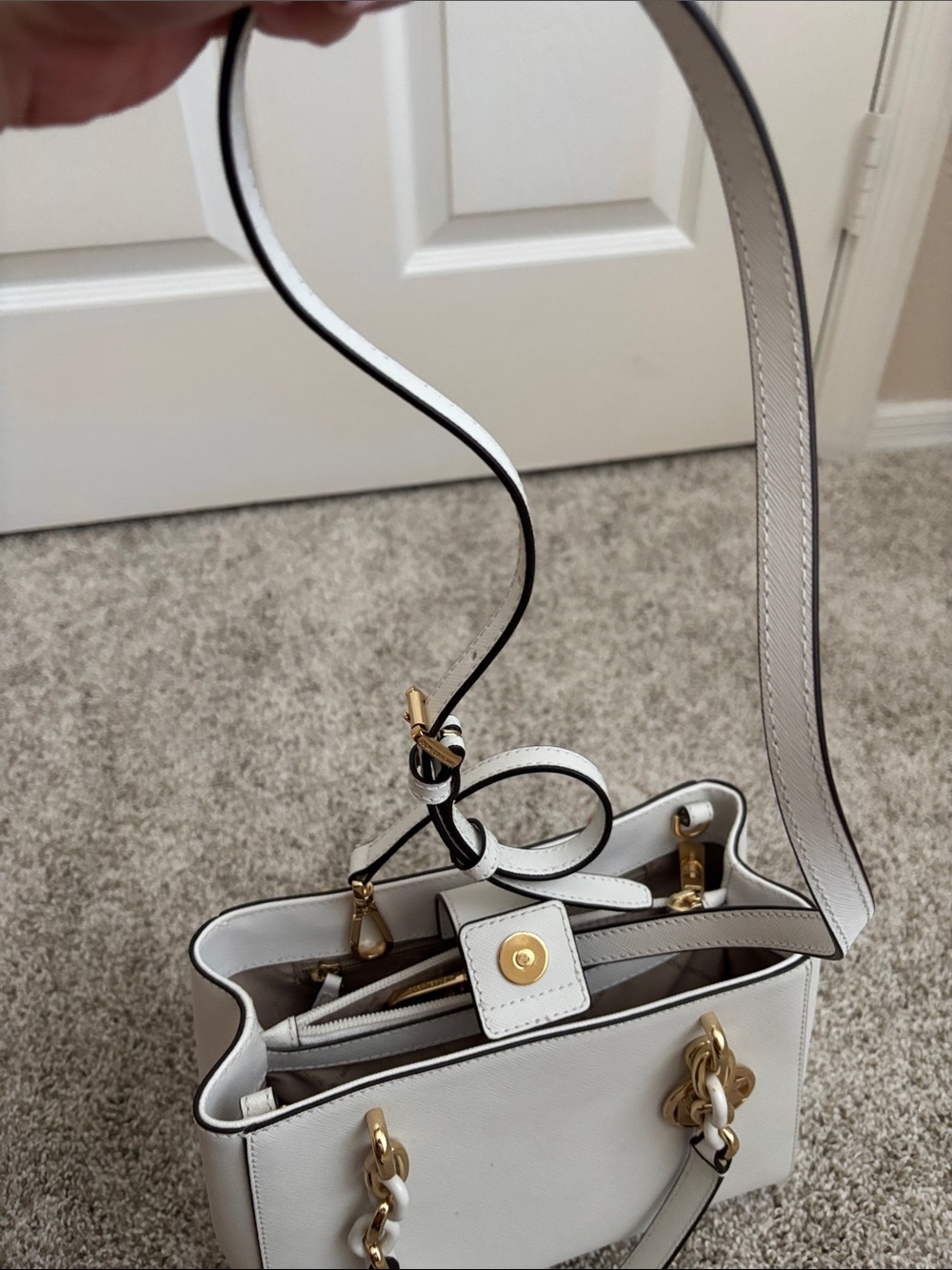 Small Michael Kors Cream Satchel with Gold Accents - Picture 5 of 7